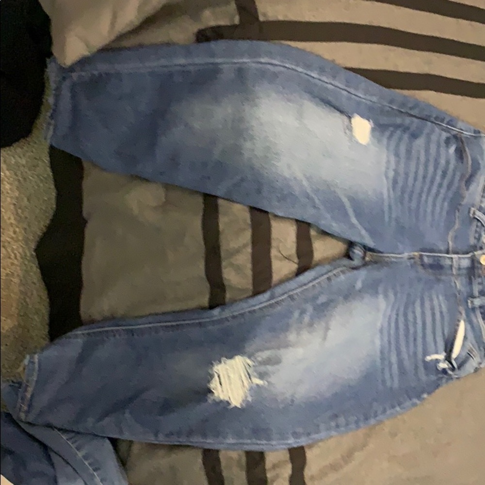 Jeans - Picture 2 of 3